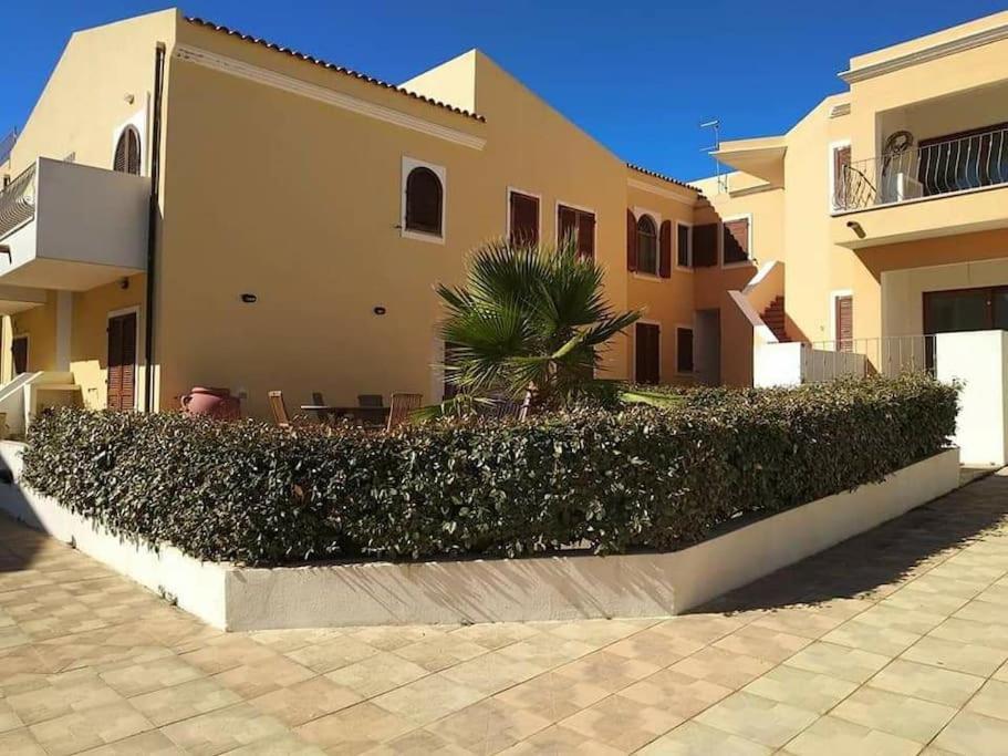 Case Vacanze A Santa Teresa Di Gallura Exterior foto
